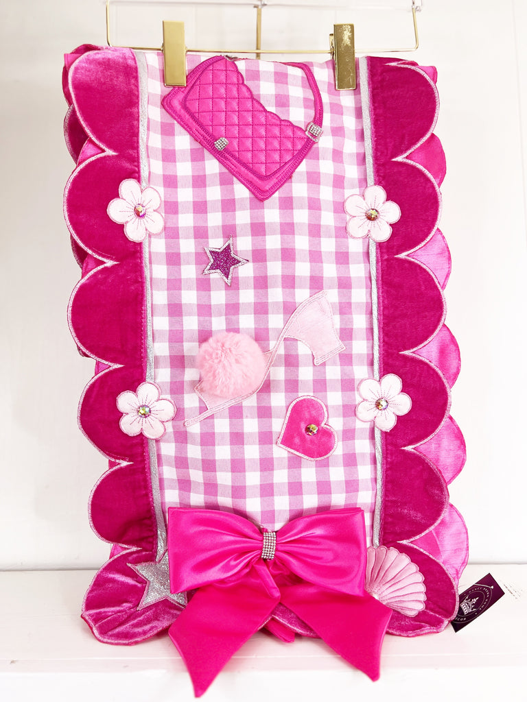 Hot Pink Table Runner- EXCLUSIVE